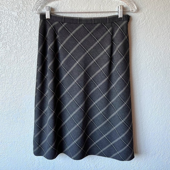 Gianni lined 100% wool plaid A line skirt - Picture 1 of 11